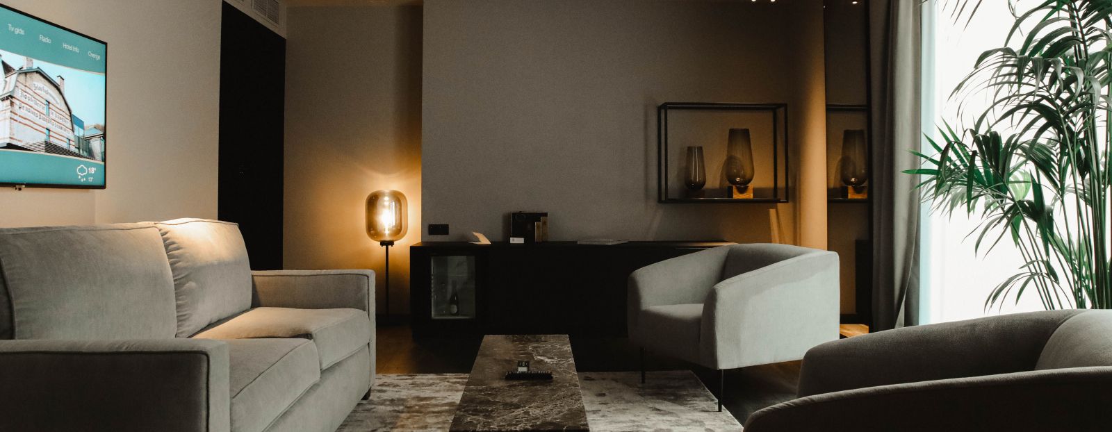 Salon suite executive