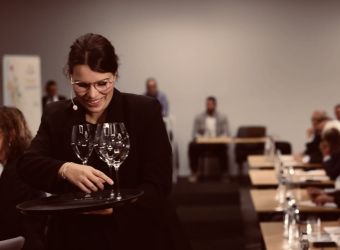 Margaux Balemans élue Meilleur sommelier de Belgique 2024