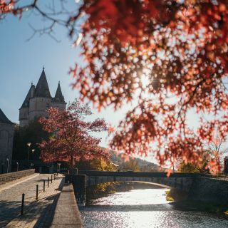 centre ville de durbuy automne