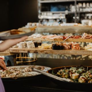 buffet brunch