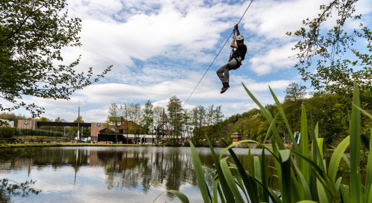 adventure valley tyrolienne